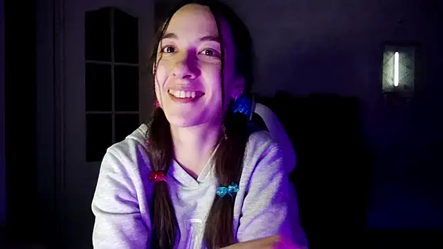 Snapshot of NildaGerrero chatting on November 20, 2025, 7:36 pm NildaGerrero online show from November 20, 2025, 7:36 pm