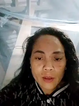 Snapshot of bela-hayes chatting on December 1, 2025, 2:29 pm bela-hayes online show from December 1, 2025, 2:29 pm