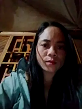 Snapshot of bela-hayes chatting on December 17, 2025, 8:14 pm bela-hayes online show from December 17, 2025, 8:14 pm