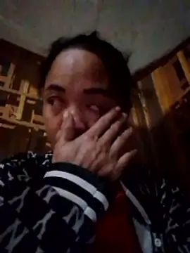 Snapshot of bela-hayes chatting on November 28, 2025, 5:24 pm bela-hayes online show from November 28, 2025, 5:24 pm