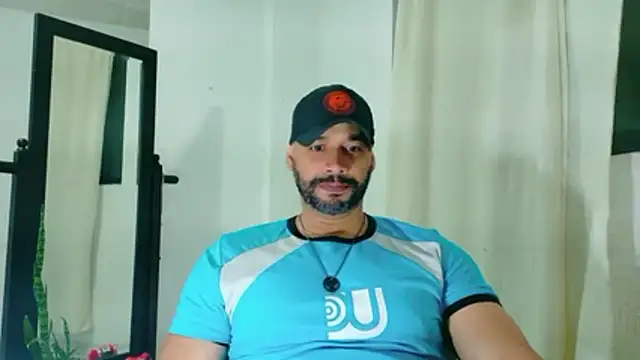 musclehetero online show from June 30, 2026, 11:10 am