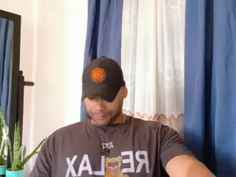 musclehetero online show from August 9, 2026, 2:56 pm