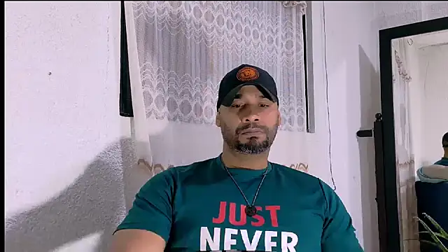 musclehetero online show from July 15, 2026, 10:55 am
