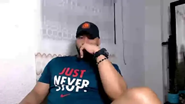 musclehetero online show from July 5, 2026, 9:38 am