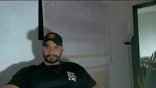 musclehetero online show from July 23, 2026, 10:56 am
