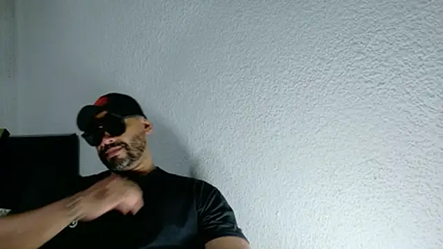 musclehetero online show from August 1, 2026, 4:32 am