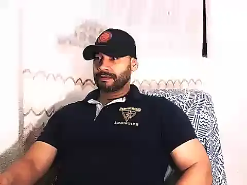 Snapshot of musclehetero chatting on May 23, 2026, 1:59 am musclehetero online show from May 23, 2026, 1:59 am