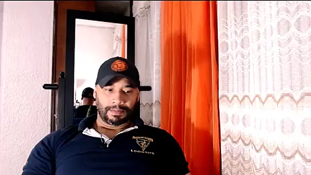 musclehetero online show from July 26, 2026, 12:50 am