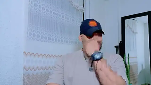 musclehetero online show from July 12, 2026, 1:34 pm
