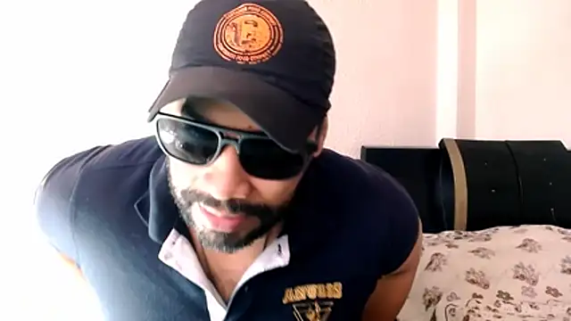 musclehetero online show from July 31, 2026, 4:26 pm