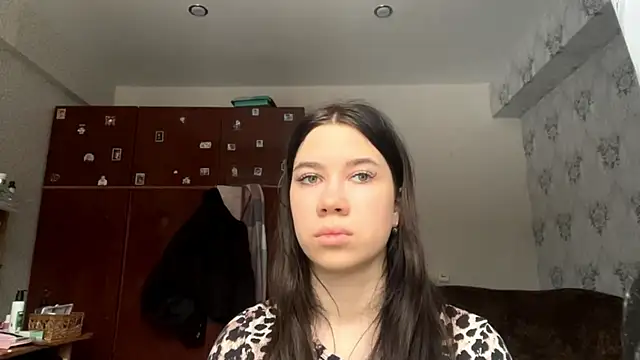 Snapshot of DebbiGoodknight chatting on November 28, 2025, 7:41 am DebbiGoodknight online show from November 28, 2025, 7:41 am