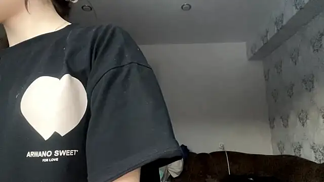 DebbiGoodknight online show from December 3, 2025, 9:53 am