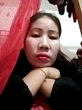 Snapshot of Reema_143 chatting on January 7, 2026, 1:38 pm Reema 143 online show from January 7, 2026, 1:38 pm