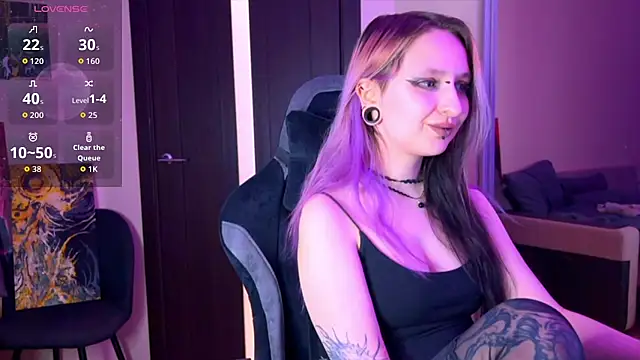 Snapshot of lavender_monster chatting on February 21, 2026, 5:04 pm lavender monster online show from February 21, 2026, 5:04 pm