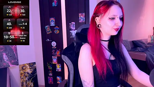 Snapshot of lavender_monster chatting on March 10, 2026, 9:35 am lavender monster online show from March 10, 2026, 9:35 am