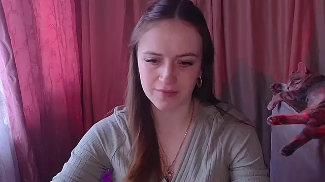 Illa May online show from April 13, 2026, 11:58 am