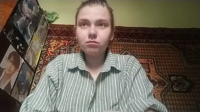 KikiBang online show from March 23, 2026, 10:04 am