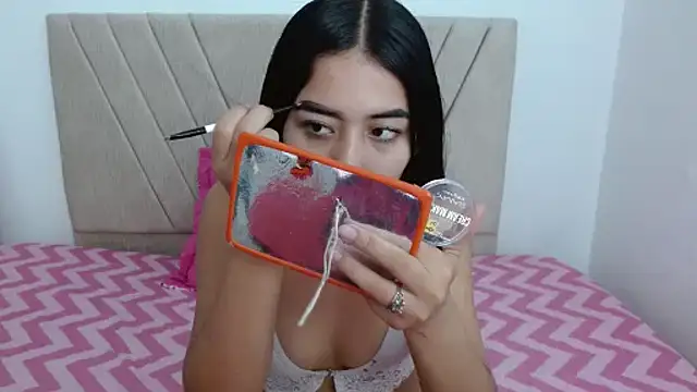 Snapshot of xoxo_melany chatting on February 12, 2026, 12:05 pm xoxo melany online show from February 12, 2026, 12:05 pm