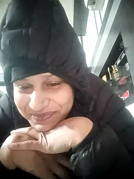 Snapshot of Ariana101 chatting on November 30, 2025, 7:09 am Ariana101 online show from November 30, 2025, 7:09 am