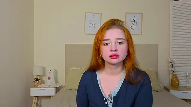 Snapshot of Sofiia-love chatting on November 19, 2025, 2:39 pm Sofiia-love online show from November 19, 2025, 2:39 pm