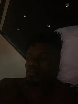 Snapshot of laperson chatting on February 16, 2026, 6:17 pm laperson online show from February 16, 2026, 6:17 pm