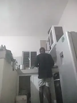 Snapshot of laperson chatting on February 26, 2026, 12:43 am laperson online show from February 26, 2026, 12:43 am