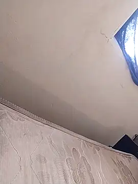 Snapshot of laperson chatting on February 21, 2026, 1:24 pm laperson online show from February 21, 2026, 1:24 pm