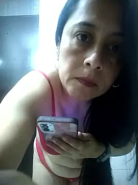 Snapshot of danielita1414 chatting on January 9, 2026, 10:11 am danielita1414 online show from January 9, 2026, 10:11 am