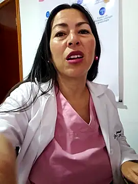 JustSamantha  online show from April 11, 2026, 11:25 am