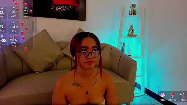 Snapshot of Taylor__Watson chatting on February 20, 2026, 7:27 pm Taylor Watson online show from February 20, 2026, 7:27 pm