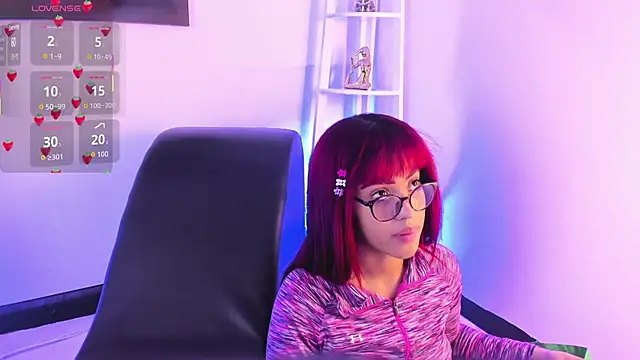 Snapshot of Taylor__Watson chatting on February 3, 2026, 6:57 pm Taylor Watson online show from February 3, 2026, 6:57 pm