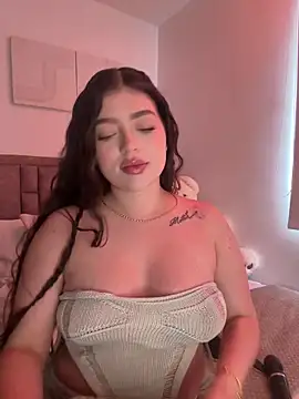 Snapshot of MarianaBaez1 chatting on February 25, 2026, 6:52 pm MarianaBaez1 online show from February 25, 2026, 6:52 pm