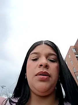 Snapshot of Layla-daring chatting on February 22, 2026, 5:47 pm Layla-daring online show from February 22, 2026, 5:47 pm