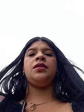 Layla-daring online show from March 28, 2026, 7:48 pm