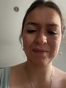 Snapshot of Little__Danni1 chatting on April 26, 2026, 9:45 pm Little Danni1 online show from April 26, 2026, 9:45 pm