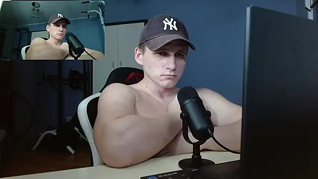 Snapshot of Poliglotjoe1 chatting on January 10, 2026, 1:01 am Poliglotjoe1 online show from January 10, 2026, 1:01 am