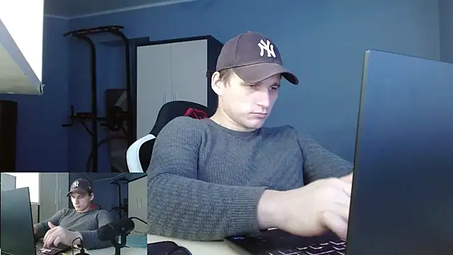 Poliglotjoe1 online show from February 4, 2026, 11:27 am