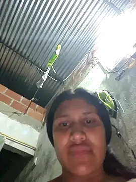 Snapshot of miley_horny1 chatting on November 25, 2025, 2:45 am miley horny1 online show from November 25, 2025, 2:45 am