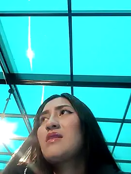 Marilyn 1-2 online show from December 1, 2025, 10:54 pm