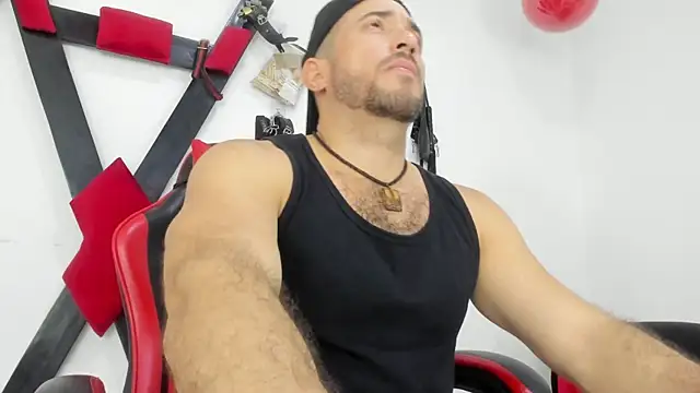 Snapshot of RoughSex_and_BDSM chatting on December 18, 2025, 4:28 am RoughSex and BDSM online show from December 18, 2025, 4:28 am