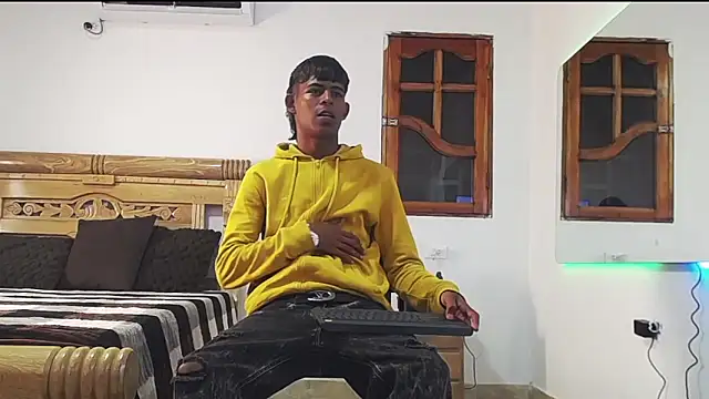 black boy22  online show from November 28, 2025, 6:46 am