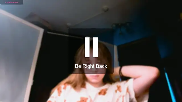 LouettaTornese online show from December 21, 2025, 6:04 am