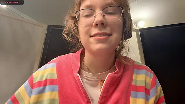 LouettaTornese online show from January 11, 2026, 2:13 pm