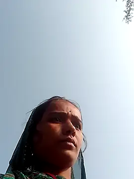 manishahot133 online show from November 30, 2025, 3:40 am