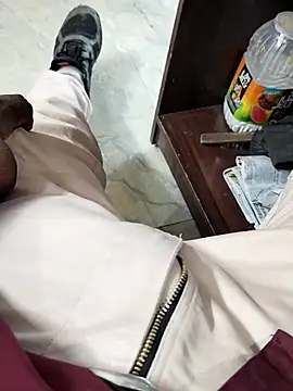 Roy   121 online show from February 26, 2026, 1:00 pm