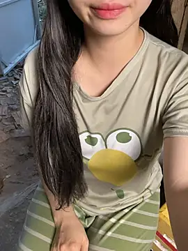 Snapshot of XndSeraphina chatting on March 21, 2026, 11:03 am XndSeraphina online show from March 21, 2026, 11:03 am