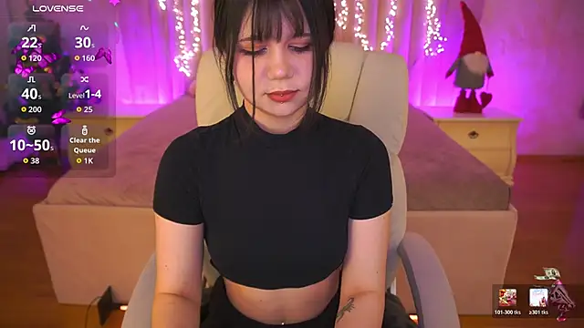 NightAylin online show from January 14, 2026, 9:29 pm