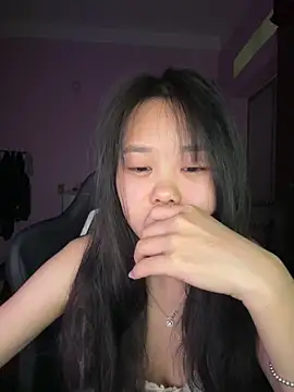 Kiee-lee online show from May 14, 2026, 4:59 pm