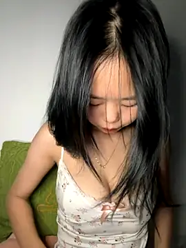 Snapshot of Kiee-lee chatting on November 27, 2025, 2:17 pm Kiee-lee online show from November 27, 2025, 2:17 pm