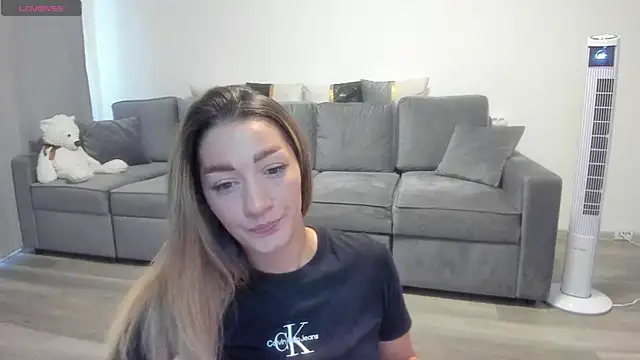 Snapshot of rossana_doll chatting on July 14, 2026, 7:13 am rossana doll online show from July 14, 2026, 7:13 am
